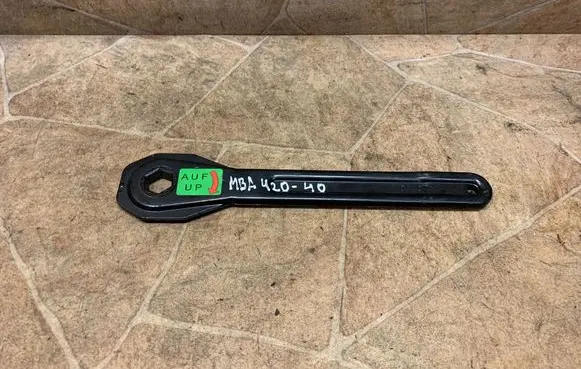 Mercedes-Benz GL X166 Lift Jack A4145810049