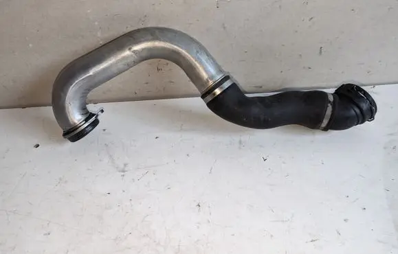 BMW 5 E60 E61 Intercooler hose/pipe