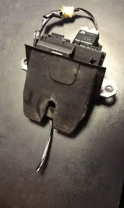 Ford Focus Tailgate/trunk/boot lock/catch/latch 8M51R442A66AC