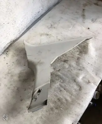 Infiniti Q50 (D)pillar trim (top) 