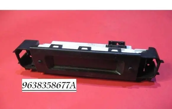 Peugeot 406 Screen/display/small screen 9638358677A