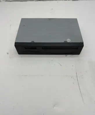 Toyota Avensis T250 Navigation unit CD/DVD player 8684153041 4621000661