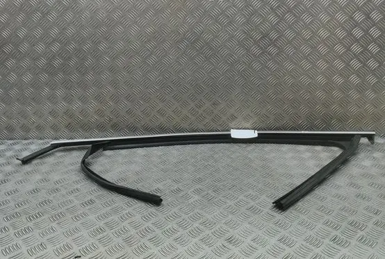 Skoda Elroq Front door glass trim molding 5LA837431F
