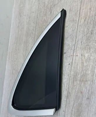 Porsche Macan (95B) Rear side window 95B845298DB 95B845298