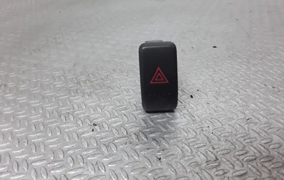 Honda CR-V Hazard light switch M19620