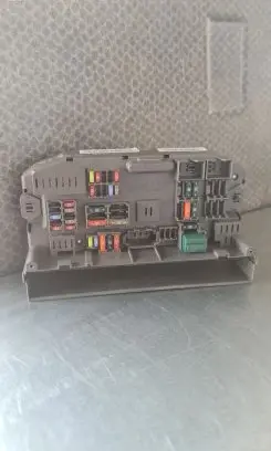 BMW X5 E70 Fuse box set 6931699003 6931690