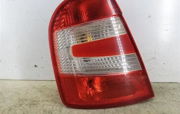 Skoda Fabia Mk1 (6Y) Rear/tail lights