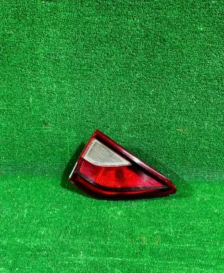 KIA Stonic Tailgate rear/tail lights