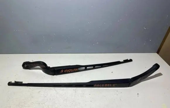 Audi A6 S6 C6 4F Front wiper blade arm 4F1955408A 4F1955407A