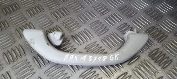 Volkswagen PASSAT B5 Rear interior roof grab handle 3b0857607a