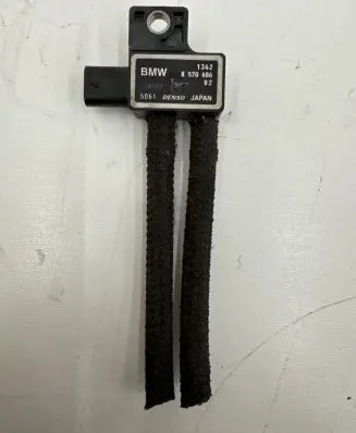 BMW 3 F30 F35 F31 Exhaust gas pressure sensor 8570686