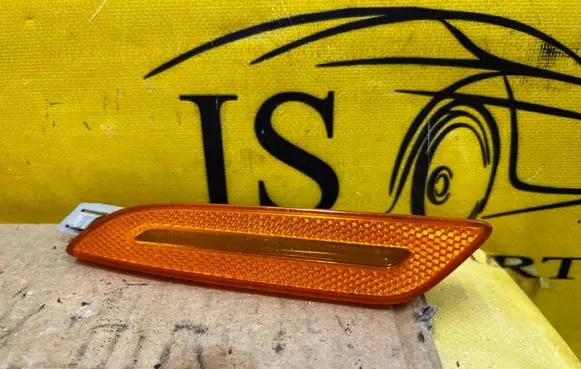 Porsche Panamera (970) Front reflector 