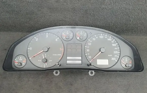 Audi A6 S6 C5 4B Speedometer (instrument cluster) 4B0919860E