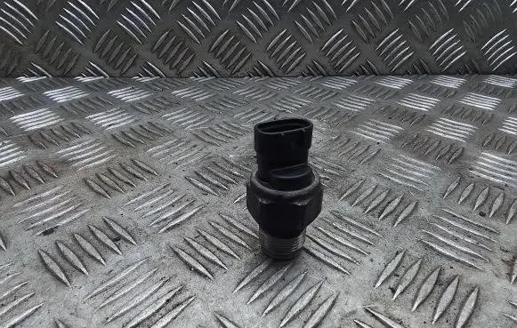 Mazda 6 Fuel pressure sensor 