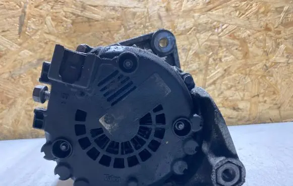 BMW 1 E81 E87 Generator/alternator