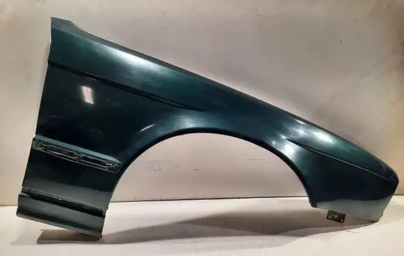 BMW 5 E34 Fender