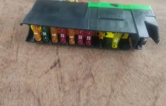 Peugeot 3008 I Fuse box set 9627791880