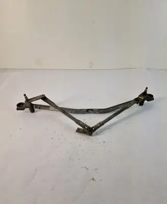 Ford Mondeo Mk III Front wiper linkage and motor 3397020680
