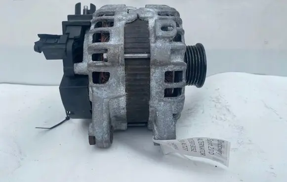 Jaguar F-Pace Generator/alternator 0125813032 JAGUAROE0T2H34202
