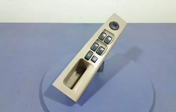 KIA Sorento Electric window control switch 935703E200
