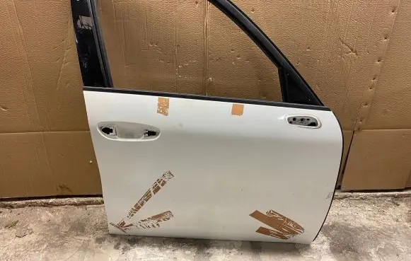 Citroen C4 Grand Picasso Front door