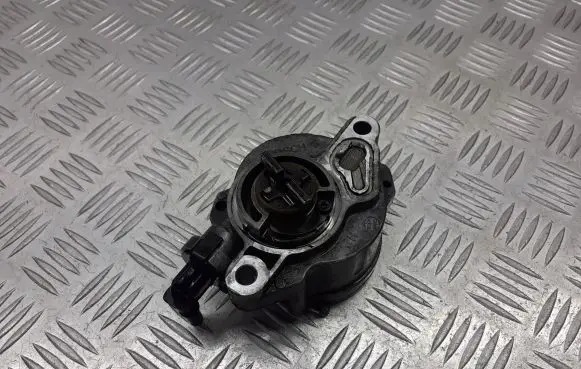 Ford C-MAX I Vacuum pump