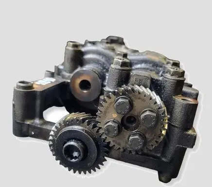 Volkswagen PASSAT B6 Oil pump 03L103537