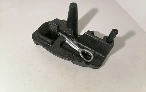 Towing hook eye
