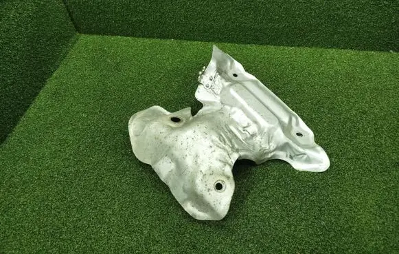 Renault Master III Exhaust heat shield 144509484R