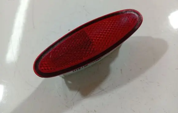 Renault Laguna III Rear door interior light 8200011650B 8200011650-B