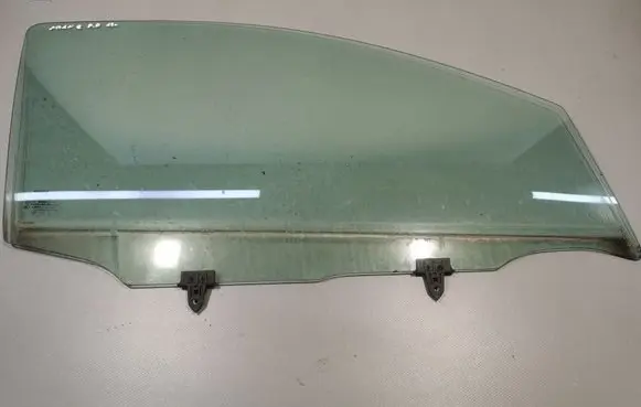 Nissan Qashqai Front door window glass four-door 43R001582