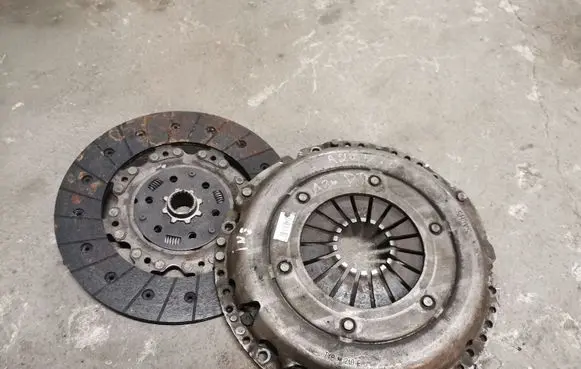 Opel Insignia A Clutch pressure plate 