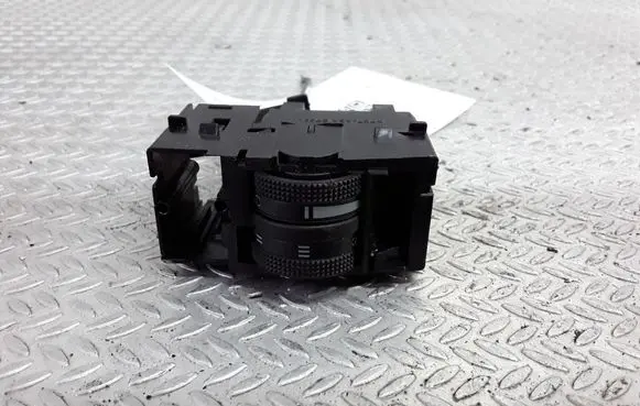 Seat Altea Headlight level height control switch 5P0919094A