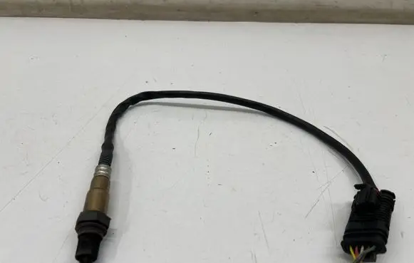 BMW 1 F20 F21 Lambda probe sensor 8631047
