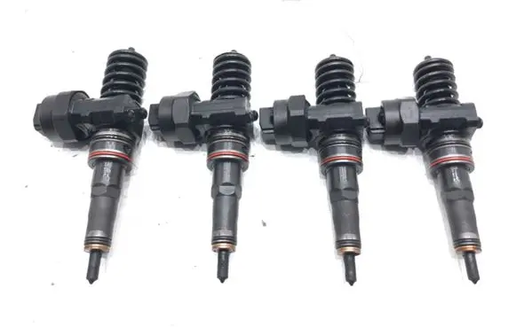 Seat Alhambra (Mk1) Fuel injectors set 038130073H