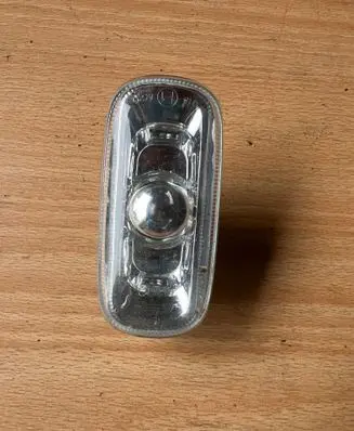 Audi A6 S6 C6 4F Front fender indicator light 8E0949127