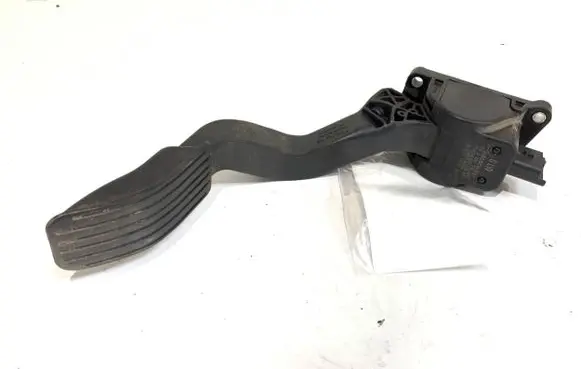 Citroen C4 I Accelerator throttle pedal 9680565880