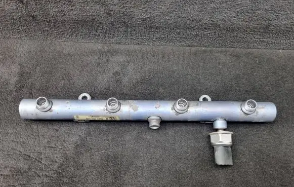 Audi Q7 4L Fuel main line pipe 057130089K 059130758E
