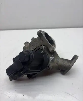 Volkswagen Golf V EGR valve 03G129637A