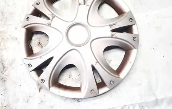 Renault Laguna I R14 wheel hub/cap/trim 