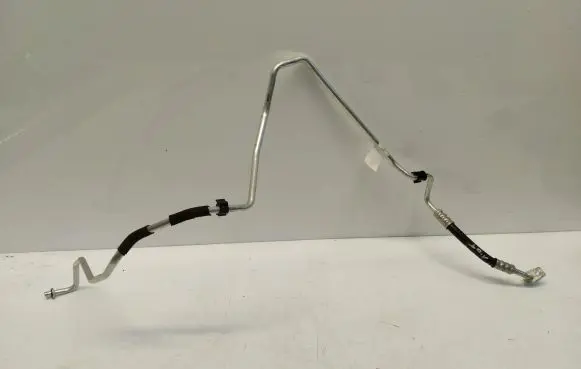 Air conditioning (A/C) pipe/hose