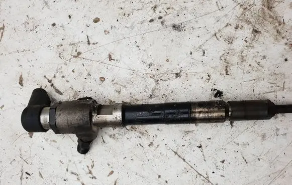 Volkswagen Golf VI Fuel injector 03L130277B 28122