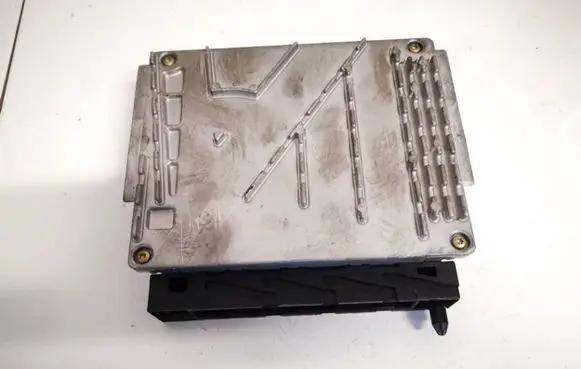 Volvo S70 V70 V70 XC Engine control unit/module 0281001776 09496667