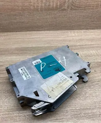 Volkswagen Golf III ABS control unit/module 1H0907379B