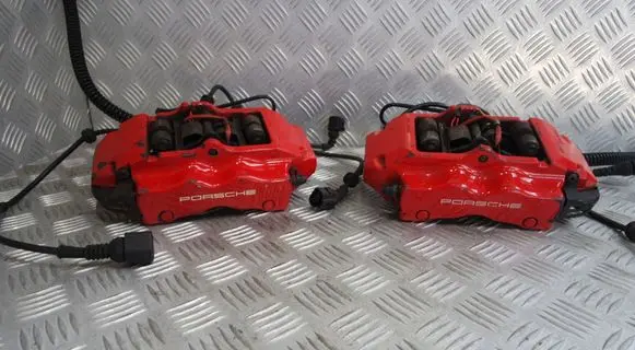 Porsche Cayenne (92A) Front Brake Caliper Pad/Carrier 