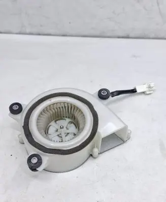 Lexus RX 330 - 350 - 400H Hybrid/electric vehicle battery fan G923048010 147079AG 0160700902