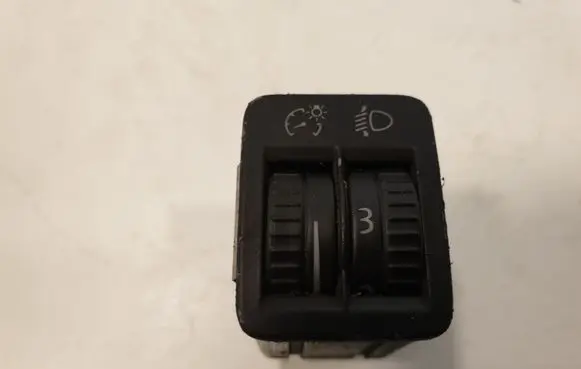 Volkswagen PASSAT B6 Headlight level adjustment motor 3C0941333