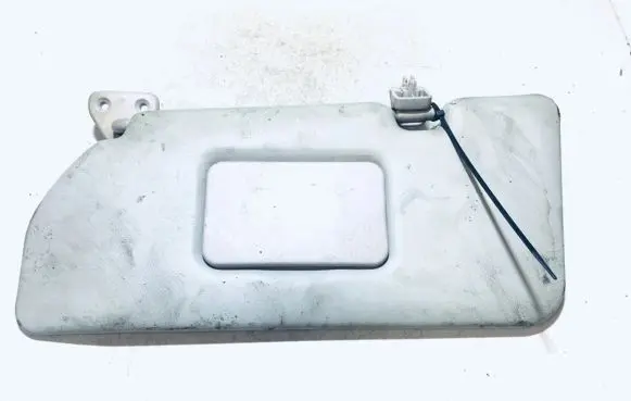 Nissan Almera Tino Sun visor