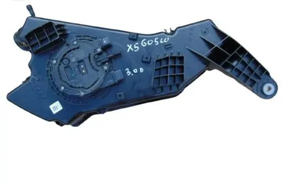 BMW X5 G05 AdBlue liquid reservoir 7440009 8740279
