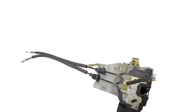 Hyundai ix 55 Front door lock 813203J040